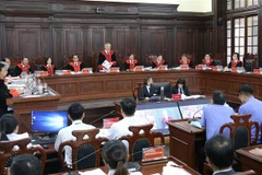 Chánh án Tòa án nhân dân Tối cao Nguyễn Hòa Bình, Chủ tọa phiên tòa, phát biểu khai mạc phiên xét xử. (Ảnh: Doãn Tấn/TTXVN)