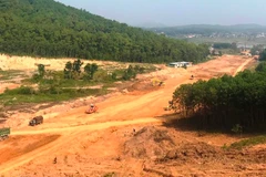 Dự án cao tốc Bắc-Nam phía Đông giai đoạn 2021-2025 tăng gần 350ha diện tích sử dụng rừng. (Ảnh: Việt Hùng/Vietnam+)