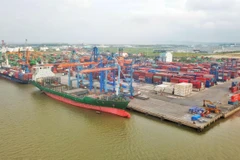 Quy hoạch phát triển hệ thống cảng cạn sẽ đáp ứng nhu cầu vận chuyển hàng hóa xuất nhập khẩu, tăng năng lực thông qua hàng hóa của các cảng biển. (Ảnh: CTV/Vietnam+)