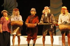 Màn diễn từ tiểu phẩm "Chạy chức" trong chùm "Đời cười 11" (Nguồn: Nhà hát Tuổi trẻ)