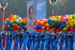 Muôn lòng con xa hướng về Hà Nội ngày Đại lễ (Ảnh minh họa).