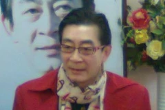 Lục Tiểu Linh Đồng trong cuộc giao lưu (Ảnh: Nguyễn Anh/ Vietnam+)