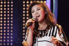 Văn Mai Hương trong đêm chung kết Vietnam Idol 2010 (Nguồn: Nhân vật cung cấp).