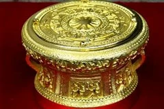 Trống đồng được đúc mừng Đại lễ (Nguồn: Internet)