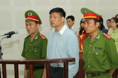 Xử 2 năm tù với đối tượng xâm phạm lợi ích của Nhà nước