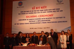 Quang cảnh buổi ký kết. (Ảnh: Thùy Dương/BNEWS)