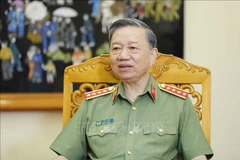 Bộ trưởng Bộ Công an Tô Lâm làm rõ hơn về hộ chiếu mẫu mới