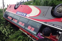 Quảng Ninh: Tai nạn giao thông nghiêm trọng, 5 người thương vong