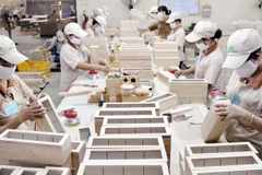Doanh nghiệp sản xuất đồ gỗ Việt đang bị “thua trên sân nhà”