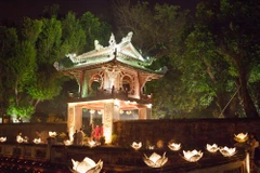 Chuyên gia Italia đề xuất giải pháp chiếu sáng Văn Miếu và Hoàng Thành Thăng Long. (Ảnh: Internet)