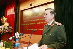 Đại tướng Tô Lâm, Ủy viên Bộ Chính trị, Bộ trưởng Bộ Công an phát biểu. (Ảnh: Doãn Tấn/TTXVN)