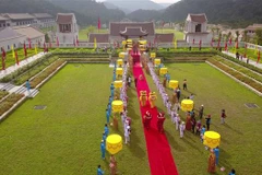 Các nghi thức tại buổi lễ. (Ảnh: Trung Nguyên/TTXVN)