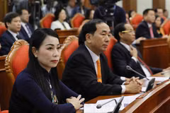 Các đồng chí Ủy viên Trung ương Đảng dự hội nghị. (Ảnh: Phương Hoa/TTXVN)