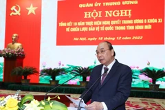 Chủ tịch nước Nguyễn Xuân Phúc, Chủ tịch Hội đồng Quốc phòng và An ninh, Thống lĩnh các lực lượng vũ trang, Trưởng Ban Chỉ đạo phát biểu. (Ảnh: Trọng Đức/TTXVN)