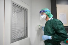 Bác sỹ làm việc tại một bệnh viện ở Essen, Đức. (Nguồn: Xinhua)