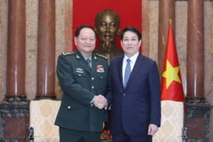 Chủ tịch nước Lương Cường tiếp Thượng tướng Trương Hựu Hiệp, Ủy viên Bộ Chính trị, Phó Chủ tịch Quân ủy Trung ương Trung Quốc. (Ảnh: Lâm Khánh/TTXVN)
