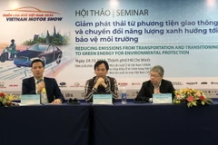 Chủ trì hội thảo. (Ảnh: Mỹ Phương/TTXVN)