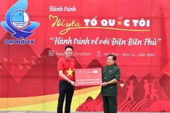 Hành trình “Tôi yêu Tổ quốc tôi” nhân kỷ niệm 70 năm Chiến thắng Điện Biên Phủ. (Ảnh: Minh Đức/TTXVN)