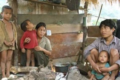 Tổng điều tra hộ nghèo, cận nghèo. (Ảnh: TTXVN)