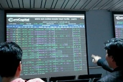 Bảng điện tử bất ngờ được nhuộm tím. (Ảnh minh họa. Nguồn: Internet)