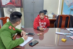 Đối tượng Hà Văn Sinh tại Trụ sở Cục Cảnh sát hình sự. (Nguồn: cand.com.vn)