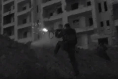 Video ghi cảnh giao tranh ác liệt tại chiến trường Aleppo tại Syria