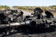 Xung đột bùng phát ở Ukraine, 3 binh sĩ chính phủ tử trận