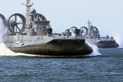 Cận cảnh "quái vật biển" của Nga khai hỏa trên biển Baltic