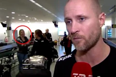 Internet dậy sóng vì cô gái biến mất bí ẩn trong video thời sự