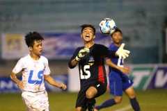 Sốc với cảnh các cầu thủ trẻ đánh nhau ở giải U15 Quốc gia