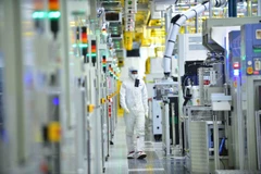 Bộ trưởng Thương mại Gina Raimondo dự báo nguồn tài trợ của Chính phủ Mỹ sẽ tạo ra hơn 150 tỷ USD đầu tư vào nghiên cứu và sản xuất chip. (Nguồn: oregonlive.com)