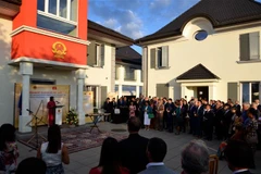 Quang cảnh lễ kỷ niệm 76 năm ngày Quốc khánh Việt Nam tại Phái đoàn đại diện Việt Nam tại Geneva (Thụy Sĩ). (Ảnh: Tố Uyên/TTXVN)