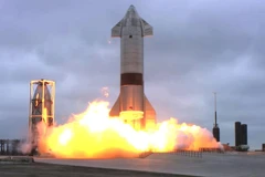 Nhà sáng lập của SpaceX cho biết: "Tàu Starship đã hạ cánh bình thường". (Nguồn: bbc.com)