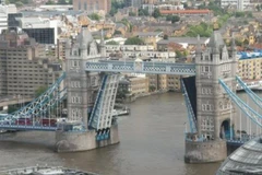 Cần nhiều thời gian để khôi phục hoạt động Cầu Tháp London