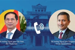 Bộ trưởng Bộ Ngoại giao Bùi Thanh Sơn điện đàm với người đồng cấp Singapore Vivian Balakrishnan, ngày 7/9/2021. (Ảnh: TTXVN)