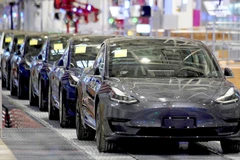 Nhà máy của hãng xe điện Tesla tại Thượng Hải. (Ảnh: Reuters)