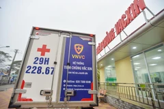 Những người Việt Nam đầu tiên được tiêm vaccine ngừa COVID-19