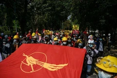 Myanmar: Sinh viên Đại học Yangon đối đầu với cảnh sát chống bạo động