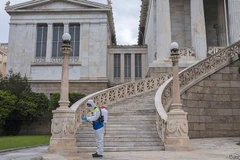 Hy Lạp chuẩn bị mở cửa đón khách du lịch trở lại. (Ảnh: Economist)