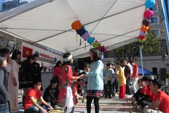 Nhật Bản hỗ trợ cộng đồng người Việt vượt qua dịch COVID-19