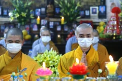 Chùa Phúc Khánh tổ chức 'cầu an online' để tránh tụ tập đông người