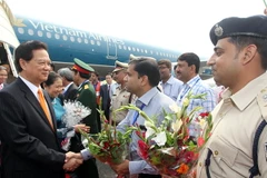 Thủ tướng Nguyễn Tấn Dũng bắt đầu chuyến thăm chính thức Ấn Độ