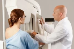 Italy: Số phụ nữ trẻ mắc ung thư vú tăng 30% trong 6 năm qua