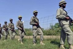 Lính biên phòng Ấn Độ và Pakistan lại đấu súng tại Kashmir