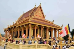 Lần đầu tổ chức Đại lễ dâng y Kathina tại chùa Khmer ở Hà Nội