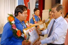 Trao Giải Nguyễn Văn Trỗi cho 27 thanh niên công nhân ưu tú