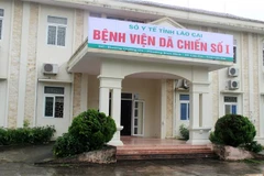 Bệnh viện dã chiến số 1, nơi điều trị các bệnh nhân mắc COVID-19 của tỉnh Lào Cai. (Ảnh: TTXVN phát)