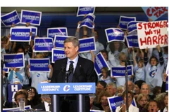 Thủ tướng Stephen Harper phát biểu trong một chiến dịch tranh cử. (Ảnh: Reuters)
