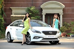 Hyundai Thành Công giảm giá bán mẫu sedan Sonata 2015