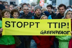 Biểu tình rầm rộ chống hiệp định tự do thương mại lớn nhất thế giới